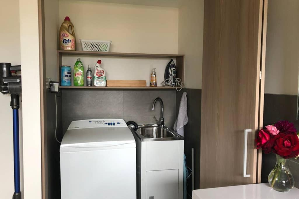 The Snug Premium 1Br Self Contained Apartment Free Netflix Korumburra Buitenkant foto